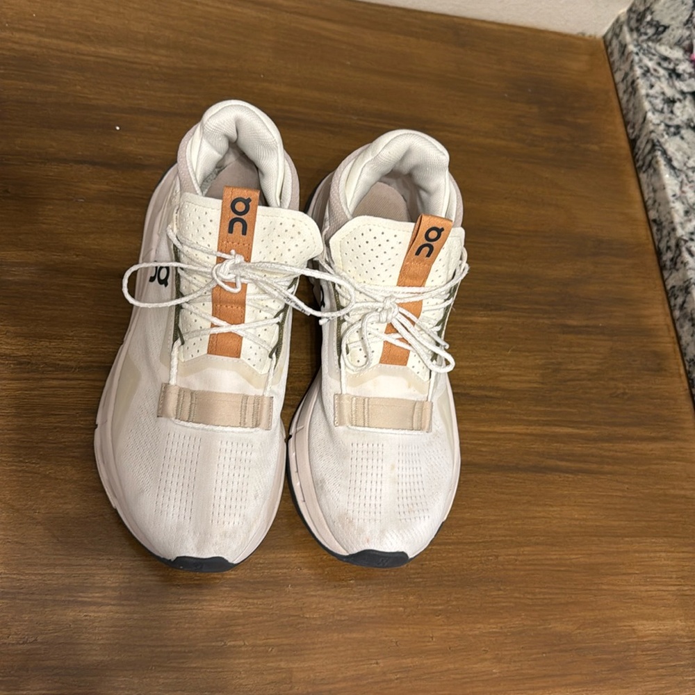 Cloudnova 2 shoes